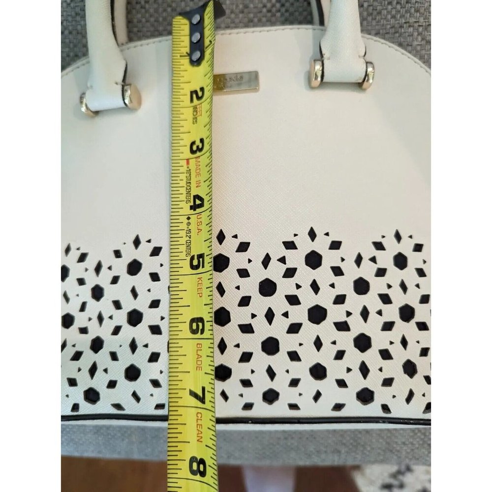 Kate Spade Newman Drive Mini Carli Cement Cream White Floral Cut Crossbody Bag - Picture 15 of 15
